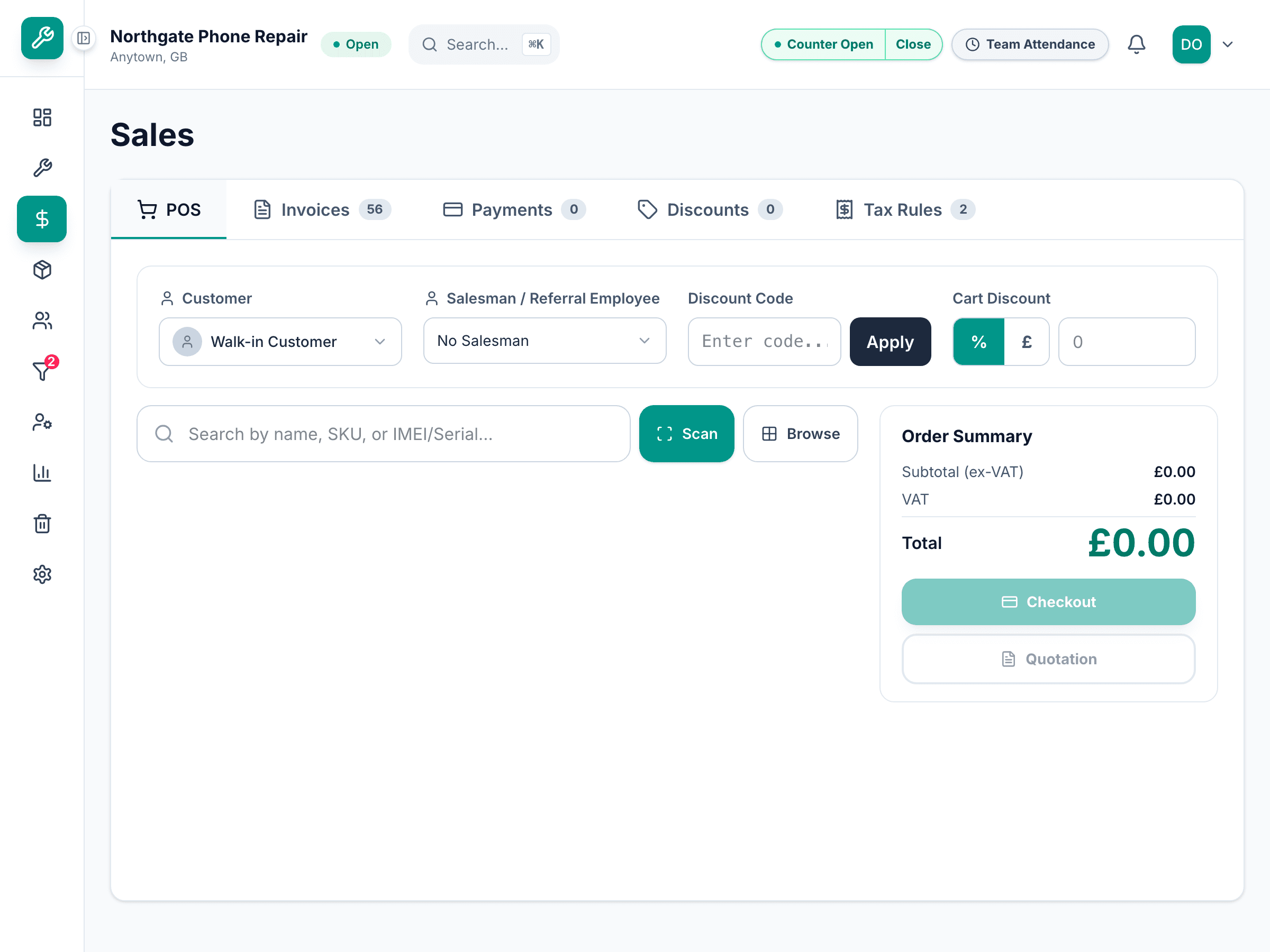 A SlickCell Pro checkout settling one sale across two payment methods, with the amount received, the balance due and the change.